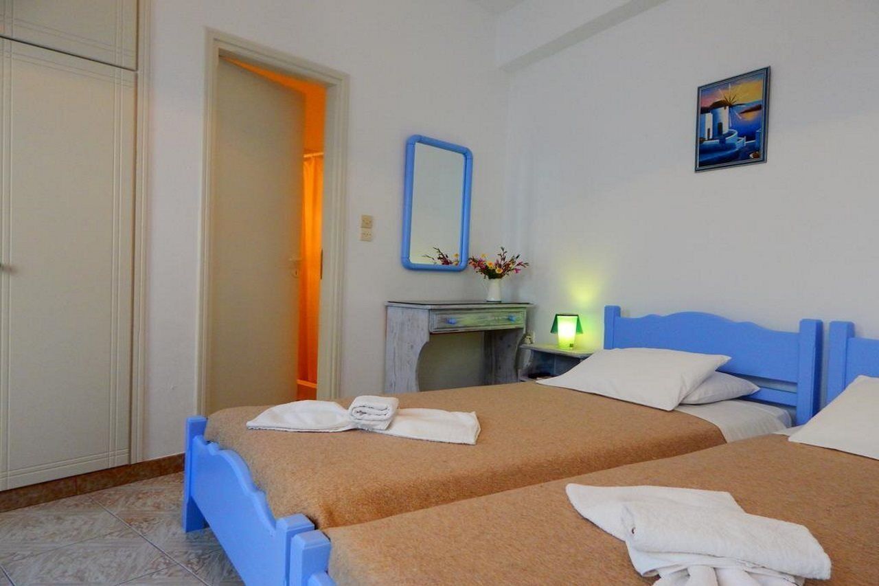 Evgenia Rooms And Apartments Folégandros Exterior foto