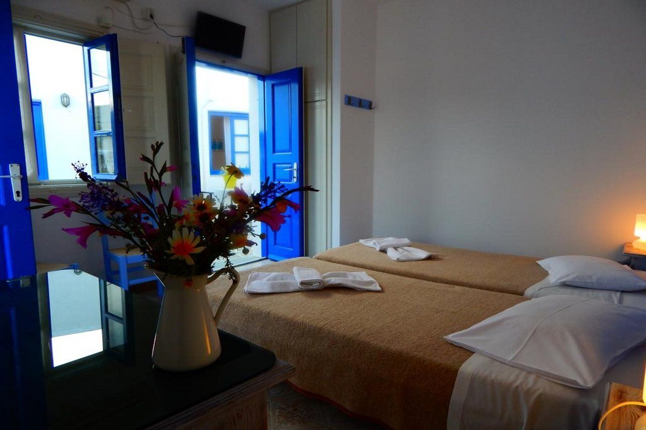 Evgenia Rooms And Apartments Folégandros Exterior foto